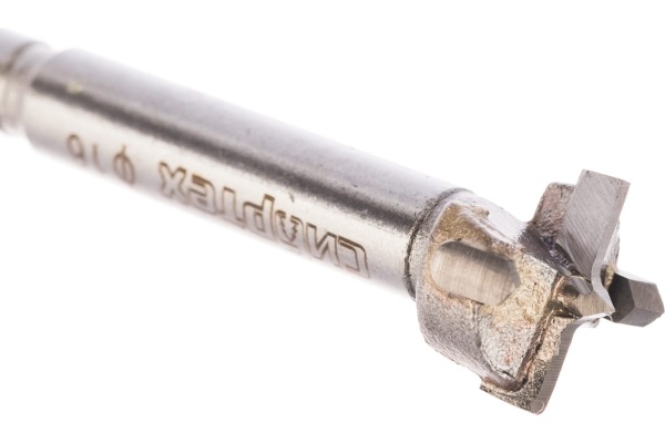 Сверло Форстнера по дереву (16х77 мм) СИБРТЕХ 704816 Сверло Форстнера по дереву (16х77 мм) СИБРТЕХ 704816