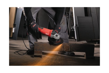 Углошлифовальная машина Milwaukee AGVK 24-230 EK DMS 4933451414 Углошлифовальная машина Milwaukee AGVK 24-230 EK DMS 4933451414