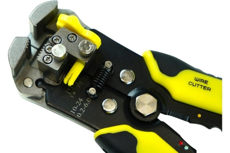 Многофункциональный стриппер для работы с кабелем Berger BG BG1919