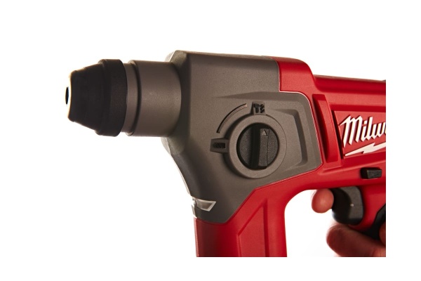 Аккумуляторный перфоратор Milwaukee M12 CH-202C FUEL 4933441997