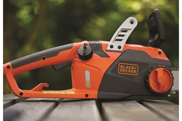 Электрическая цепная пила Black+Decker CS2245