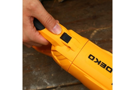 Сабельная пила DEKO DKRS1200 063-4195