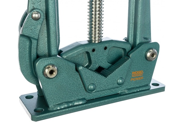 Откидные трубные тиски RIDGID Pionier 4" 11054