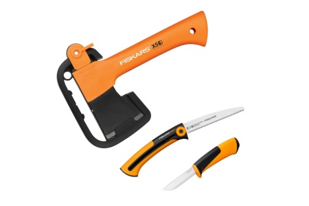 Набор Fiskars: универсальный топор Х5 + пила + универсальный нож 1057912