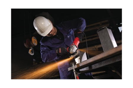 Угловая шлифмашина Milwaukee AGV 15-125 XC 4933428120