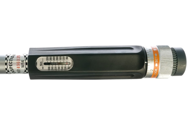 Динамометрический ключ (1/2" x 600 мм, 60-320 Нм) NEO Tools 08-806