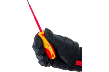 Диэлектрическая шлицевая отвертка Smartbuy SL3x100, до 1000 В, VDE SBT-SCI-SL3x100P1