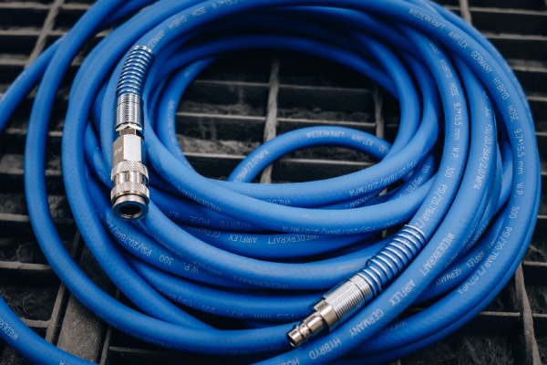 Шланг окрасочный для подключения краскопульта WIEDERKRAFT WDK-65910 AIRFLEX