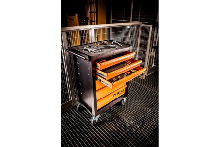 Инструментальная тележка NEO Tools 6 ящиков с набором инструмента 141 шт 84-221+G