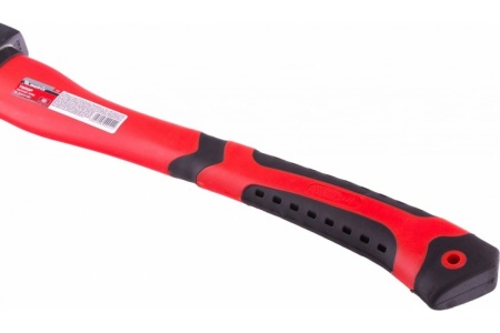 Топор с фибергласовым топорищем MATRIX 21649