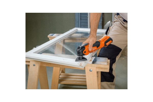 Осциллирующий инструмент на аккумуляторах Fein MULTIMASTER AMM 500 Plus Top 71293361000