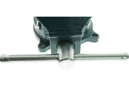 Слесарные тиски STURM 1075-01-150