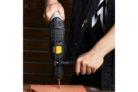 Сетевая ударная дрель с быстрозажимным патроном DEKO DKID850W в кейсе 063-4326