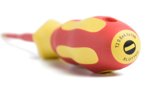 Шлицевая отвертка NORGAU VDE N171-4X100 067062240