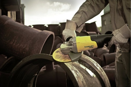 Угловая шлифмашина Stanley SL229-RU