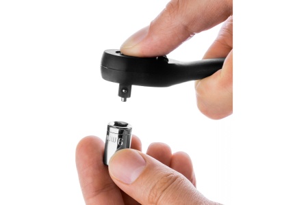 Трещотка для торцовых головок Kraftool EXPERT, Сr-V сталь, 72 зубца, пластиковое покрытие, 1/4" 27796-1/4_z02