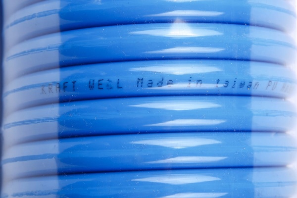 Шланг воздушный полиуретановый, спиральный 10x14 мм, 15 м KraftWell KRW-HC101415