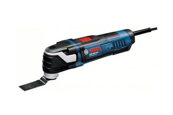 Универсальный резак Bosch GOP 300 SCE с набором оснастки 0.601.230.503