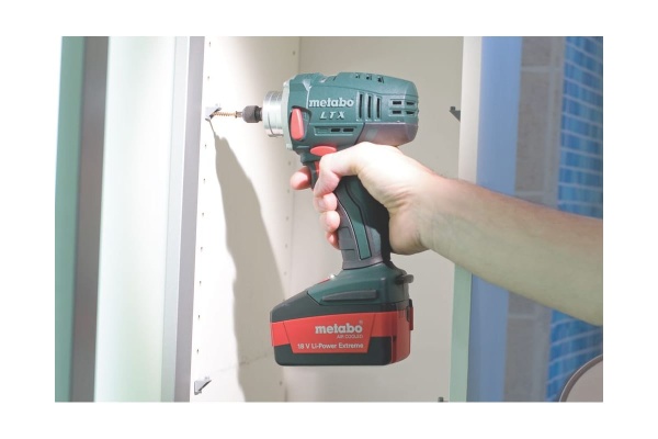 Аккумуляторный винтоверт Metabo BS 18 LTX Impuls 602145500 Аккумуляторный винтоверт Metabo BS 18 LTX Impuls 602145500