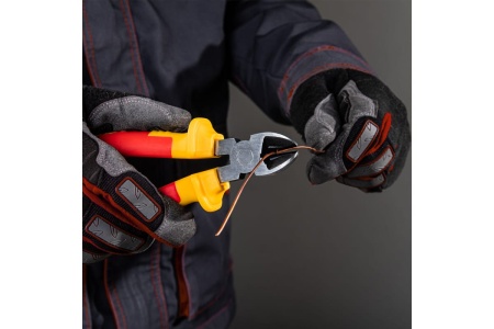Бокорезы MATRIX Insulated, 180мм, двухкомпонентные рукоятки PROFESSIONAL 17508