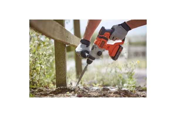 Аккумуляторный перфоратор Black&Decker BCD900D1S-QW