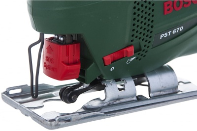 Лобзик Bosch PST 670 + 4 пильных полотна 0.603.3A0.722