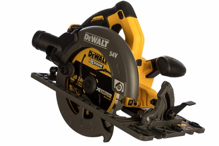 Аккумуляторная дисковая пила Bosch UniversalCirc 12 0.603.3C7.003