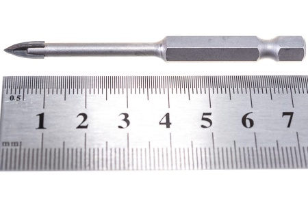 Сверло по стеклу и кафелю ЗУБР Профессионал 4-х резцовый, 5 мм, шестигранный хвостовик 29845-05_z01