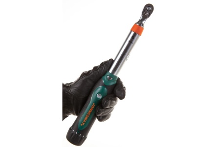 Динамометрический ключ 1/4DR повышенной точности, 5-25 Нм Jonnesway T21025N 49760