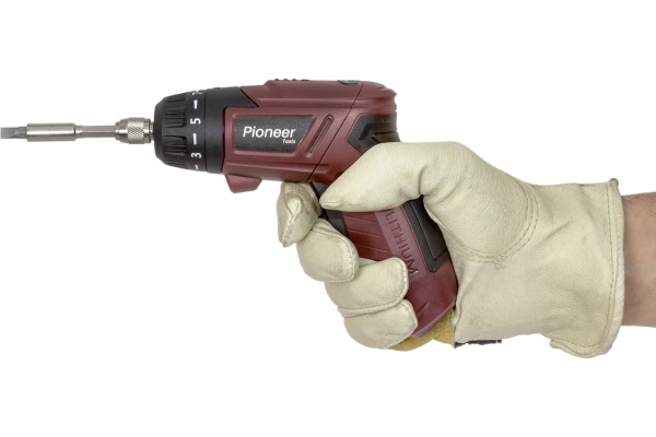 Отвертка Pioneer CS-M0403 blister