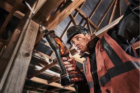 Бесщеточная сабельная пила AEG BUS18CBL-0 4935471984