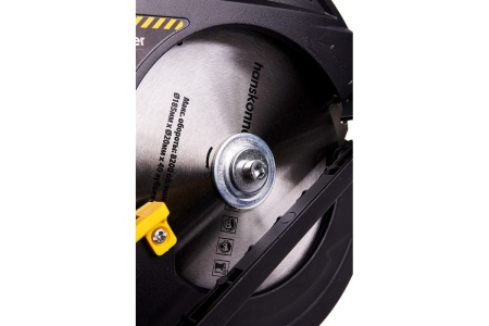 Циркулярная мини-пила MESSER M200 в комплекте с 3мя дисками (алмаз, HSS, TCT) 10-40-203