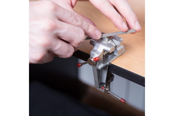 Слесарные настольные тиски PROconnect 12-5101