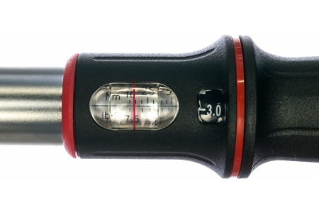 Динамометрический ключ JTC-4935, 1/2", 10-100Нм, 405мм Динамометрический ключ JTC-4935, 1/2", 10-100Нм, 405мм