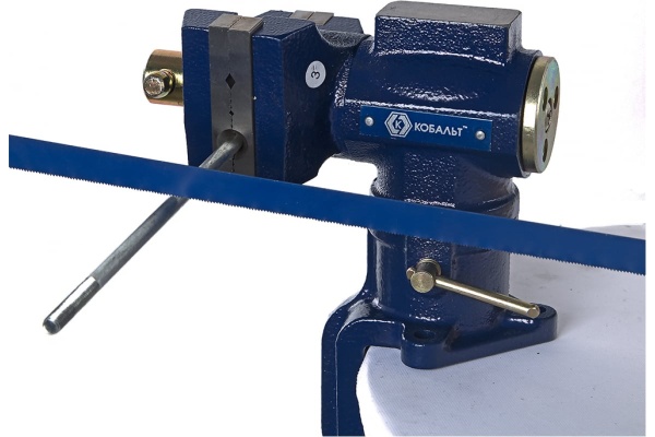 Тиски (слесарные, поворотные, настольные) КОБАЛЬТ 910-010