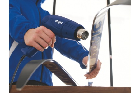 Промышленный электрический фен с насадками Forcekraft 220в, 50/60гц, 2000вт, 60/350/600с, 50/300/500л/мин,3 режима, класс защиты-двойная изоляция fk-hg55-2000led 52344