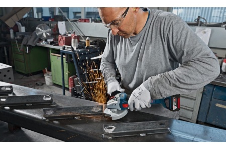 Аккумуляторная угловая шлифмашина Bosch GWS 18V-10 06019J4004