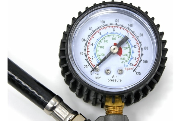 Пневматический пистолет для подкачки шин PRIORITET ПА-3