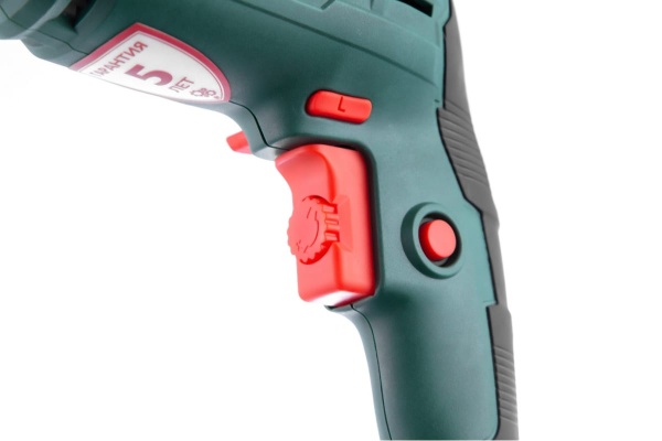 Ударная дрель HAMMER Flex UDD710D 630695