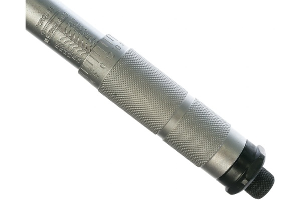 Динамометрический ключ 1/2" 42-210 Нм Gigant Professional TW-2