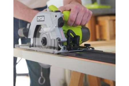 Дисковая пила Stanley SC12