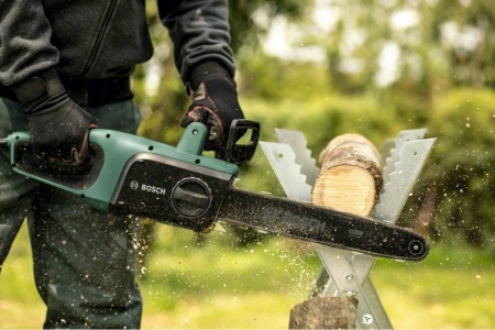 Цепная пила Bosch UniversalChain 35 06008B8300