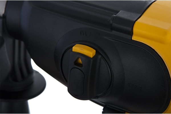 Перфоратор DEWALT D 25013 K