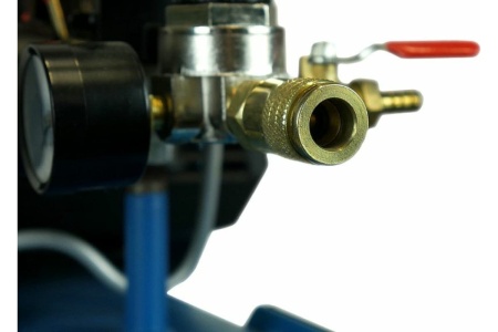 Масляный компрессор Sturm AC93150P