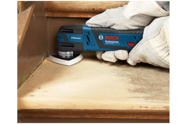 Аккумуляторный универсальный резак Bosch GOP 12V-28 0.601.8B5.020