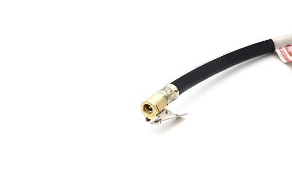 Шланг с наконечником к пистолету для подкачки колес 38 см INTERTOOL PT-0511