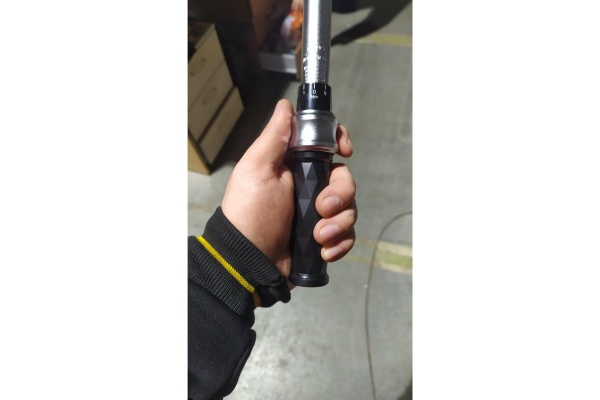 Динамометрический ключ 1/4" 5-25 Нм Inforce 06-05-108
