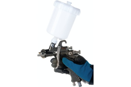 Пневматический краскопульт INTERTOOL LVLP, форсунка 1.3 мм, с редуктором, бачок 600мл, 2 бар PT-0130