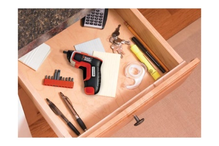 Аккумуляторная отвертка Black+DECKER KC 460 LN