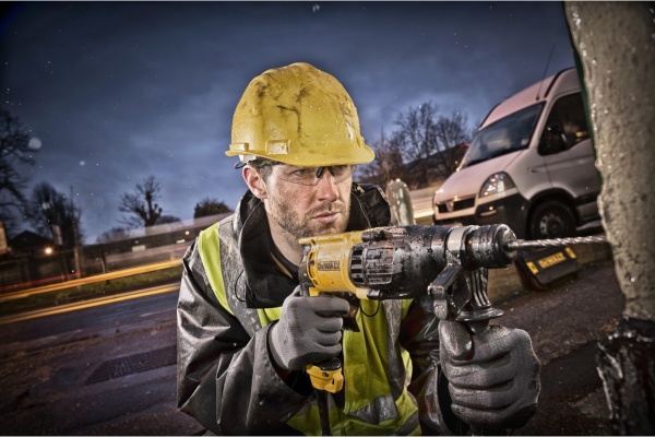 Перфоратор DEWALT D25133KW